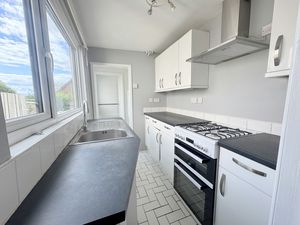 Queens Road- click for photo gallery
